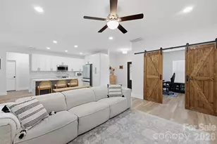 1026 Fye Dr, Newton, NC 28658 - Photo 12