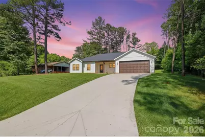 1026 Fye Drive, Newton, NC 28658 - Photo 4