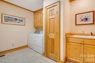 206 Twin Springs Rd, Blowing Rock, NC 28605 - Photo 38