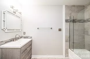 426 2nd Ave SE, Hickory, NC 28601 - Photo 30