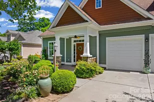 865 Ryans Pl, Fort Mill, SC 29715 - Photo 2