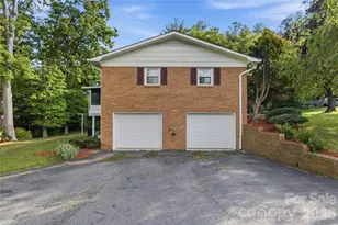 123 Castleton Ln, Hendersonville, NC 28791 - Photo 36