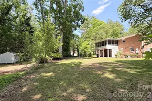 123 Castleton Ln, Hendersonville, NC 28791 - Photo 42