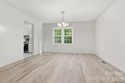 123 Castleton Lane, Hendersonville, NC 28791 - Photo 12