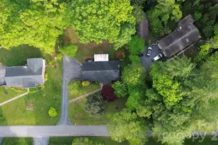 123 Castleton Ln, Hendersonville, NC 28791 - Photo 44