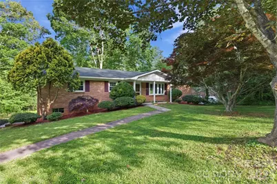 123 Castleton Lane, Hendersonville, NC 28791 - Photo 1