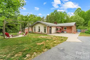 1000 Mountain View Church Rd, Zirconia, NC 28790 - Photo 30