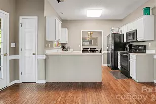 1515 Klompen Rd, Kernersville, NC 27284 - Photo 10