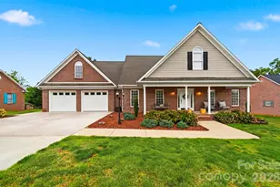 217 Dell Cir, Hudson, NC 28638 - Photo 2