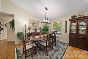 16 Zachary Ridge Rd, Asheville, NC 28804 - Photo 14