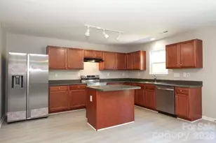 1212 Catawba Run, Lowell, NC 28098 - Photo 4