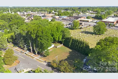 424 W 2nd Avenue, Gastonia, NC 28052 - Photo 4
