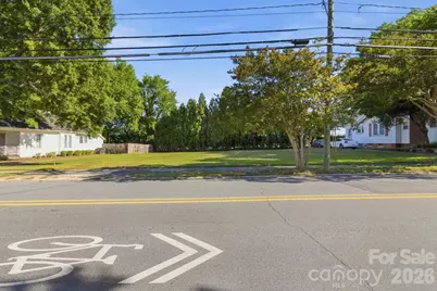 424 W 2nd Avenue, Gastonia, NC 28052 - Photo 18