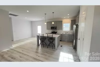 819 Wellwood Avenue, Statesville, NC 28677 - Photo 4