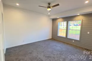 819 Wellwood Ave, Statesville, NC 28677 - Photo 10