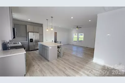 819 Wellwood Avenue, Statesville, NC 28677 - Photo 6