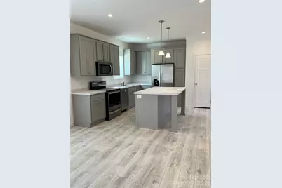 819 Wellwood Avenue, Statesville, NC 28677 - Photo 8