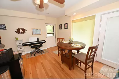 86 King Arthurs Court, Hickory, NC 28601 - Photo 34