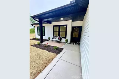325 N Chapel Street, Landis, NC 28088 - Photo 2