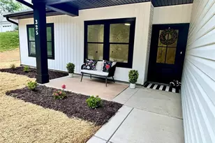 325 N Chapel St, Landis, NC 28088 - Photo 2