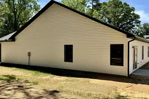 325 N Chapel St, Landis, NC 28088 - Photo 28