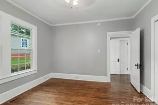 305 N White St, Lancaster, SC 29720 - Photo 32