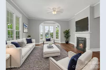 305 N White Street, Lancaster, SC 29720 - Photo 2