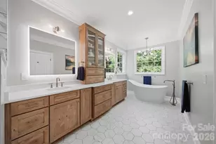 890 18th Ave Ct NW, Hickory, NC 28601 - Photo 18