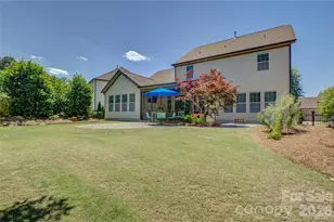 15420 Cimarron Hills Ln, Charlotte, NC 28278 - Photo 2
