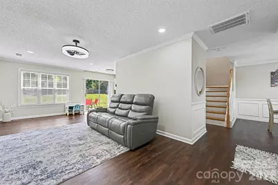 13403 Willow Falls Road, Charlotte, NC 28215 - Photo 8