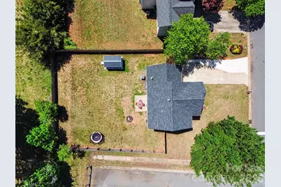 13403 Willow Falls Road, Charlotte, NC 28215 - Photo 32