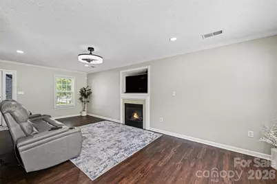 13403 Willow Falls Road, Charlotte, NC 28215 - Photo 6