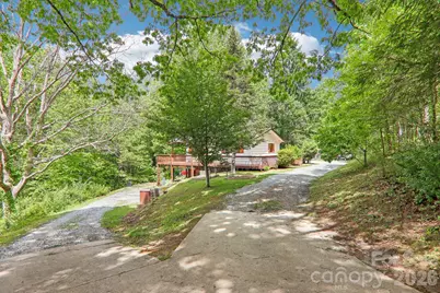 34 Lindsey Hill Lane, Zirconia, NC 28790 - Photo 4
