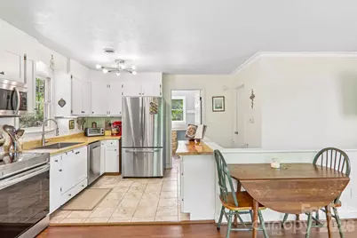 34 Lindsey Hill Lane, Zirconia, NC 28790 - Photo 14