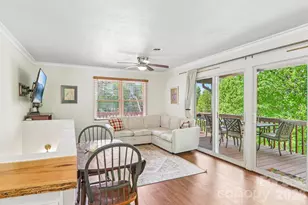 34 Lindsey Hill Ln, Zirconia, NC 28790 - Photo 10