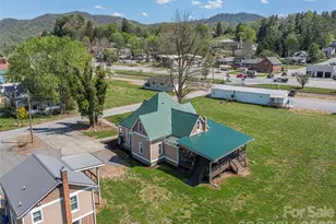 274 Charles St, Clyde, NC 28721 - Photo 34
