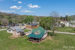 274 Charles St, Clyde, NC 28721 - Photo 32