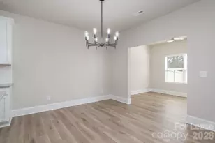 2507 Lynbridge Dr, Charlotte, NC 28226 - Photo 12