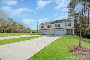 2507 Lynbridge Dr, Charlotte, NC 28226 - Photo 32