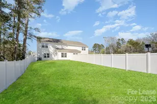 2507 Lynbridge Dr, Charlotte, NC 28226 - Photo 30