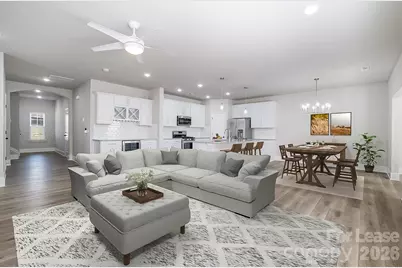 2507 Lynbridge Drive, Charlotte, NC 28226 - Photo 2