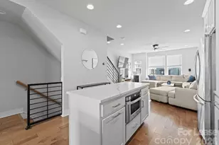 2310 Elizabeth Ml Pl, Charlotte, NC 28208 - Photo 6