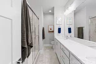 2310 Elizabeth Ml Pl, Charlotte, NC 28208 - Photo 14