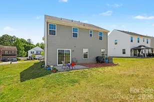 3243 Streamside Dr, Davidson, NC 28036 - Photo 14