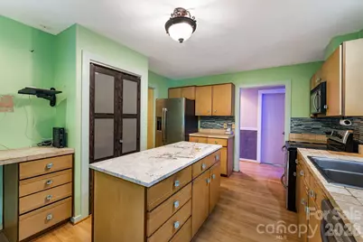 11 Beaumont Drive, Hendersonville, NC 28739 - Photo 8