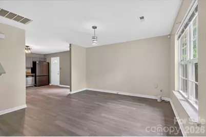 2304 Juniper Drive, Charlotte, NC 28269 - Photo 2
