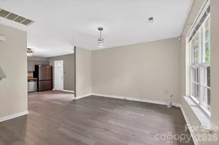 2304 Juniper Dr, Charlotte, NC 28269 - Photo 2