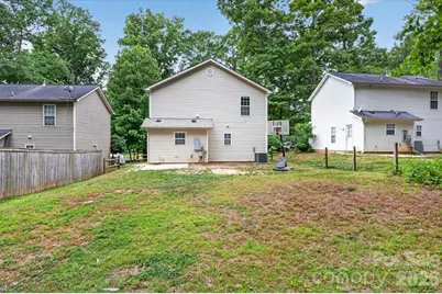 2304 Juniper Drive, Charlotte, NC 28269 - Photo 20