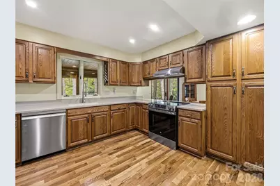 348 Surrey Lane, Brevard, NC 28712 - Photo 16
