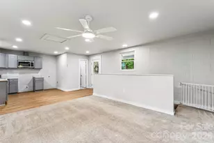 1014 N Mountain St, Cherryville, NC 28021 - Photo 8